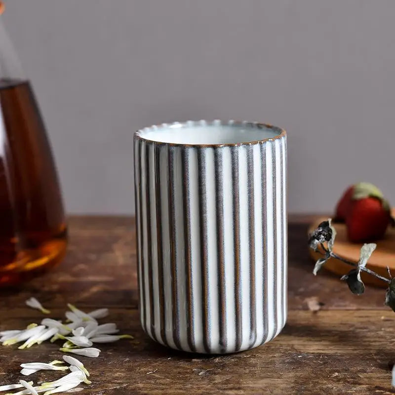 Mug en Céramique à Rayures Verticales - 300ml
