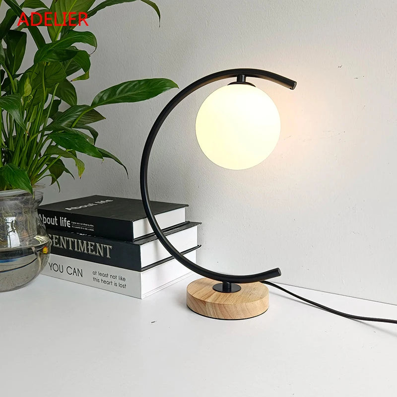 Duo de Lampes de Table Boule de Verre et Bois