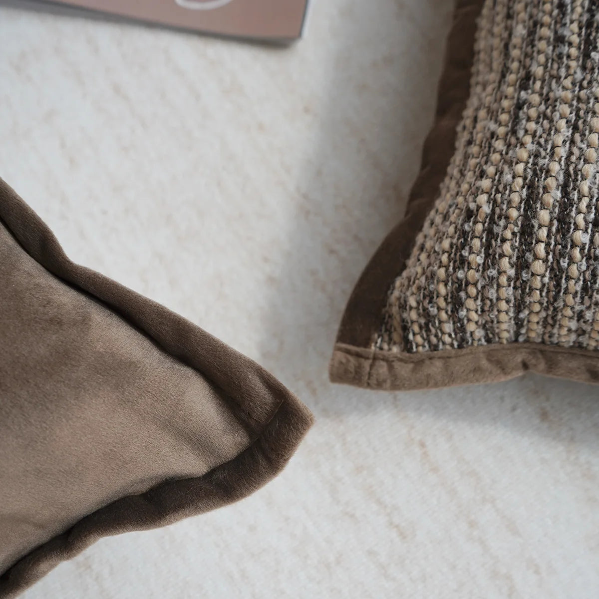Housse de Coussin Cuir Tissé Brun Maillard Style Boho Vintage