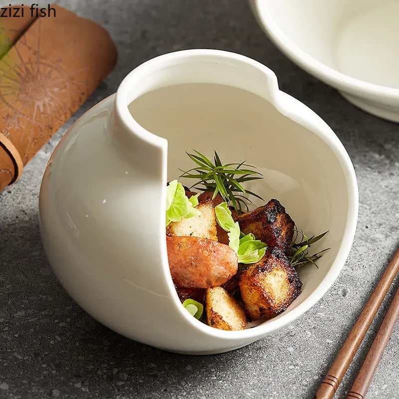 Assiette en Céramique Forme Vase Design Créatif