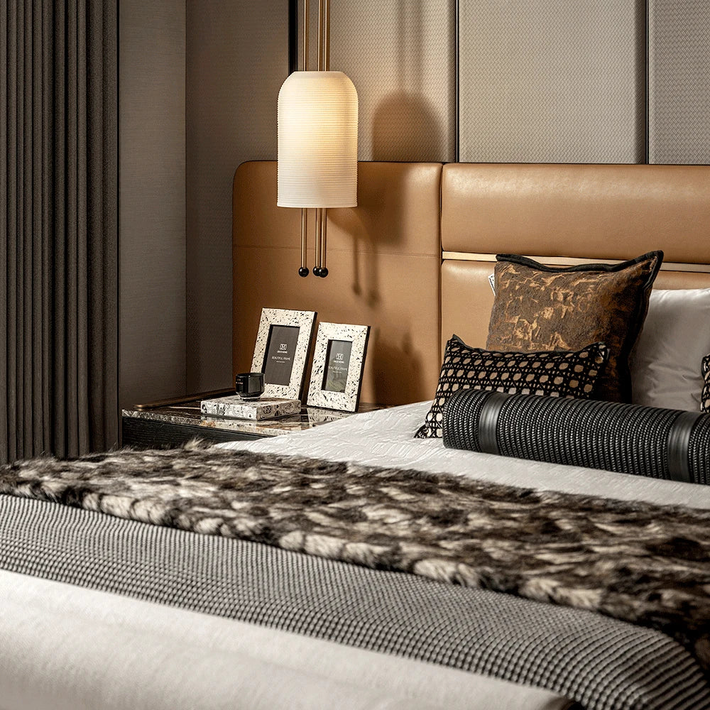 Housse de Coussin Velours Importé Noir Café et Doré Luxe Villa