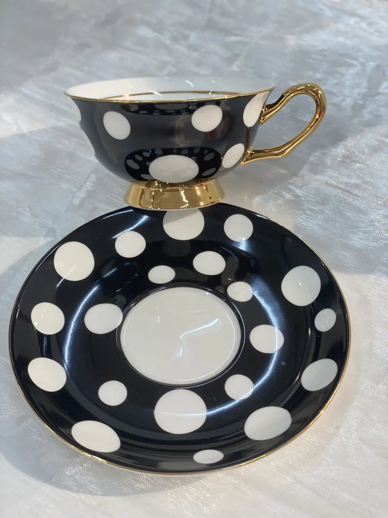 Duo de Tasses à Café Rétro avec Soucoupes 220ml