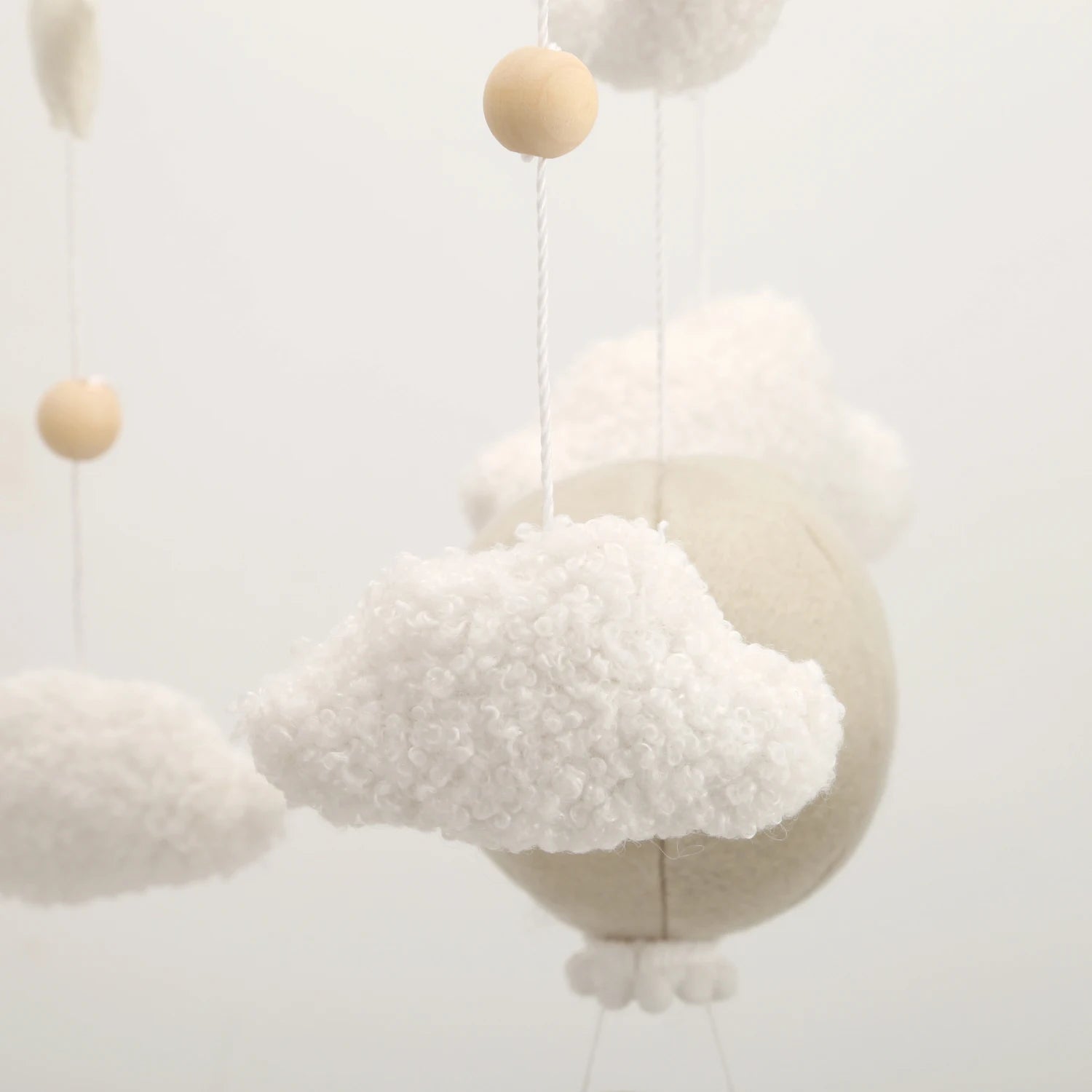 Mobile Montgolfière Lune et Étoiles pour Bébé