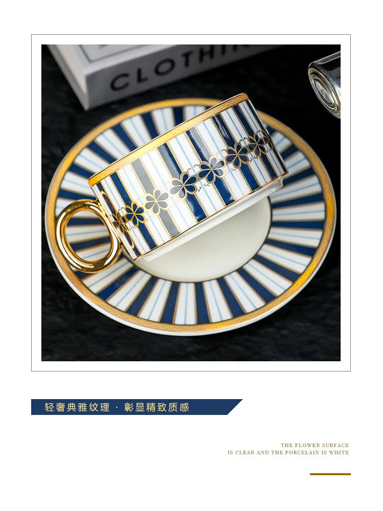 Tasse à Café Porcelaine Fine Bordure Dorée Style Royal