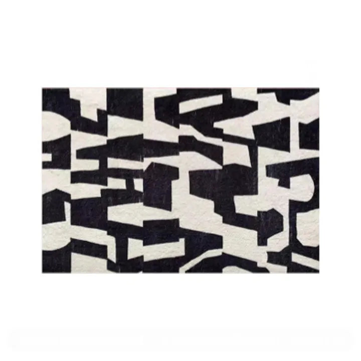Wavy Area Rug – Black & White Fluffy Pile