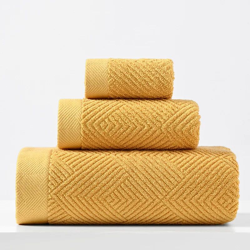 Cotton Bath Towel Trio – Thick & Absorbent