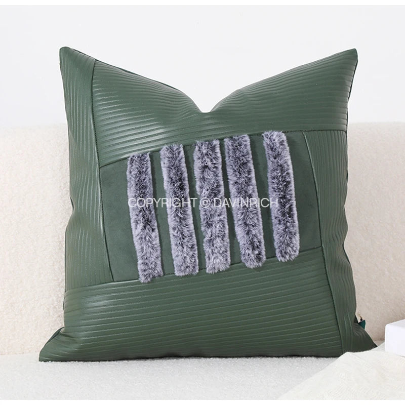 Housse de Coussin Fausse Fourrure Vert Sauge Inspiration Renaissance