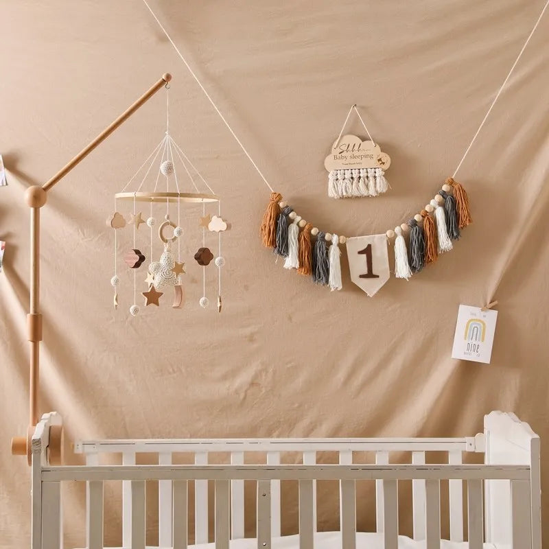 Mobile Musical en Bois pour Lit Bébé
