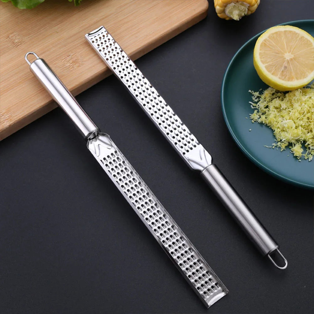 Râpe de Cuisine Inox 20cm Multi-Usage Agrumes et Fromage
