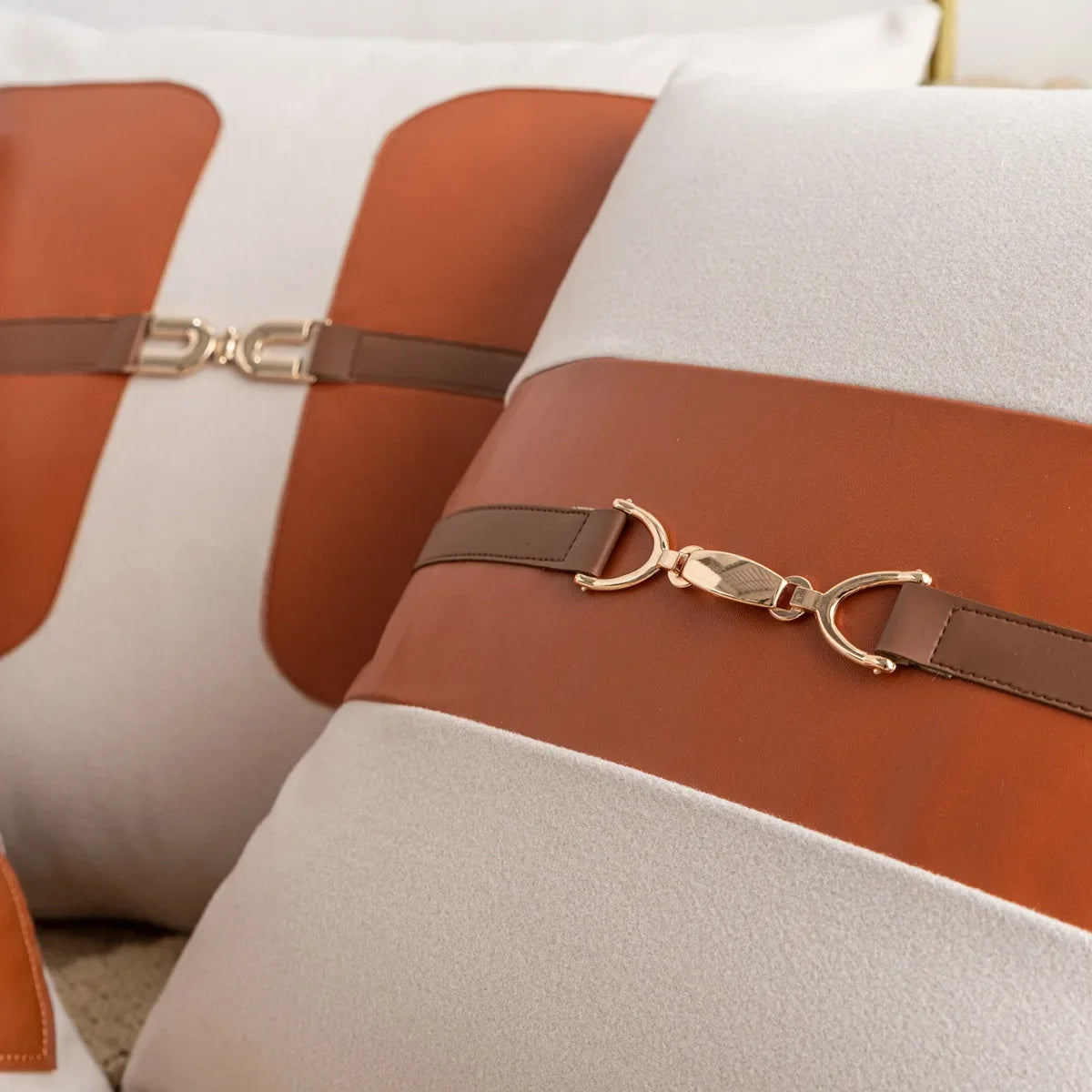 Housse de Coussin Simili Cuir Style Selle Coton Slub