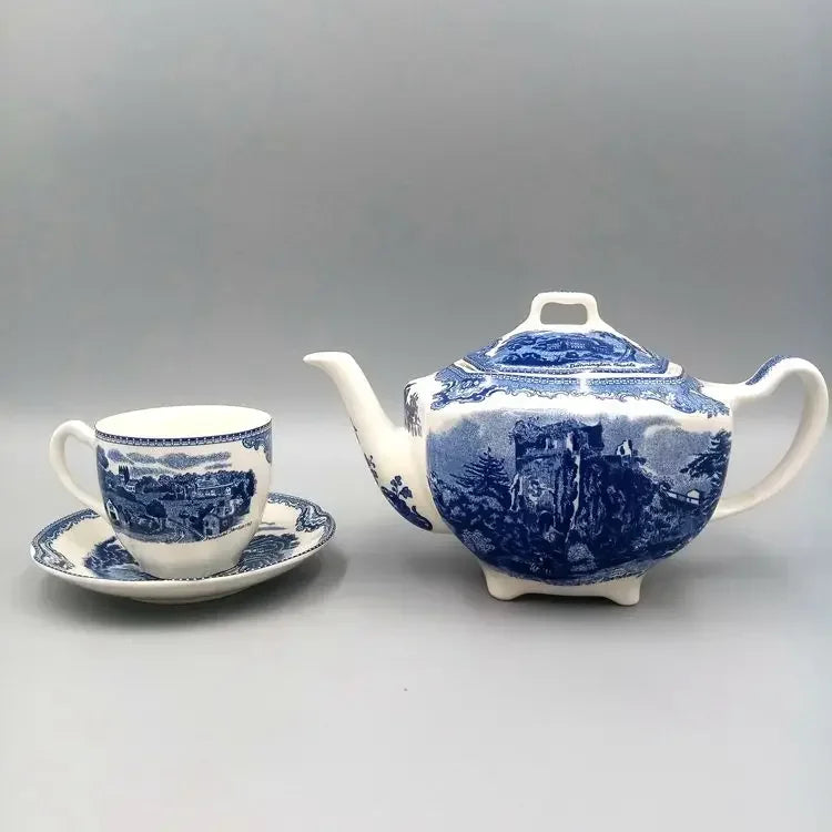 Assiette en Céramique Motif Château Bleu Palace