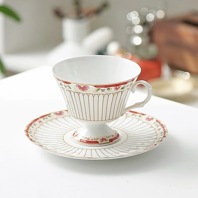 Tasse à Café Céramique Rayures Dorées Classiques