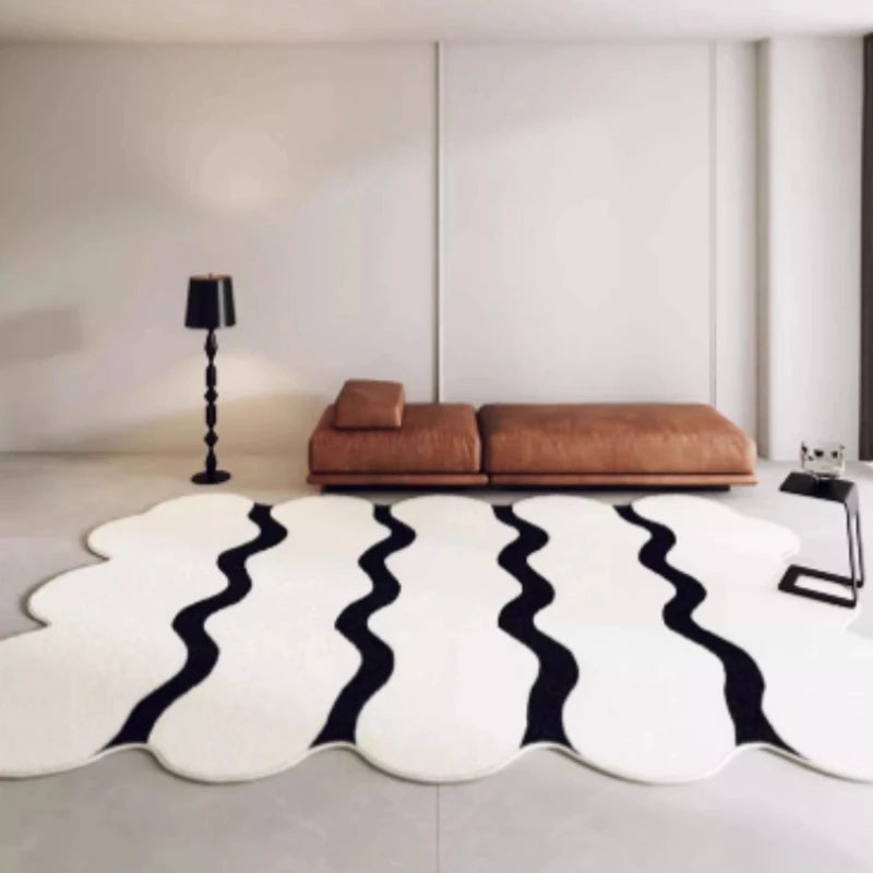 Wavy Area Rug – Black & White Fluffy Pile
