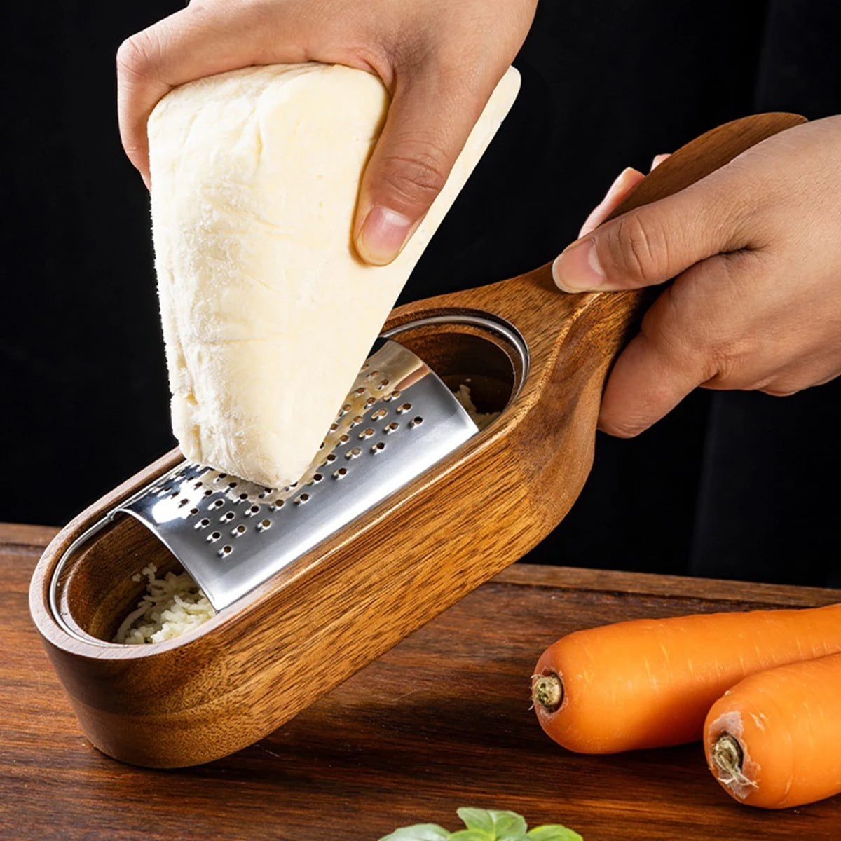 Râpe à Fromage Acier Inoxydable avec Boîte Bois de Santal