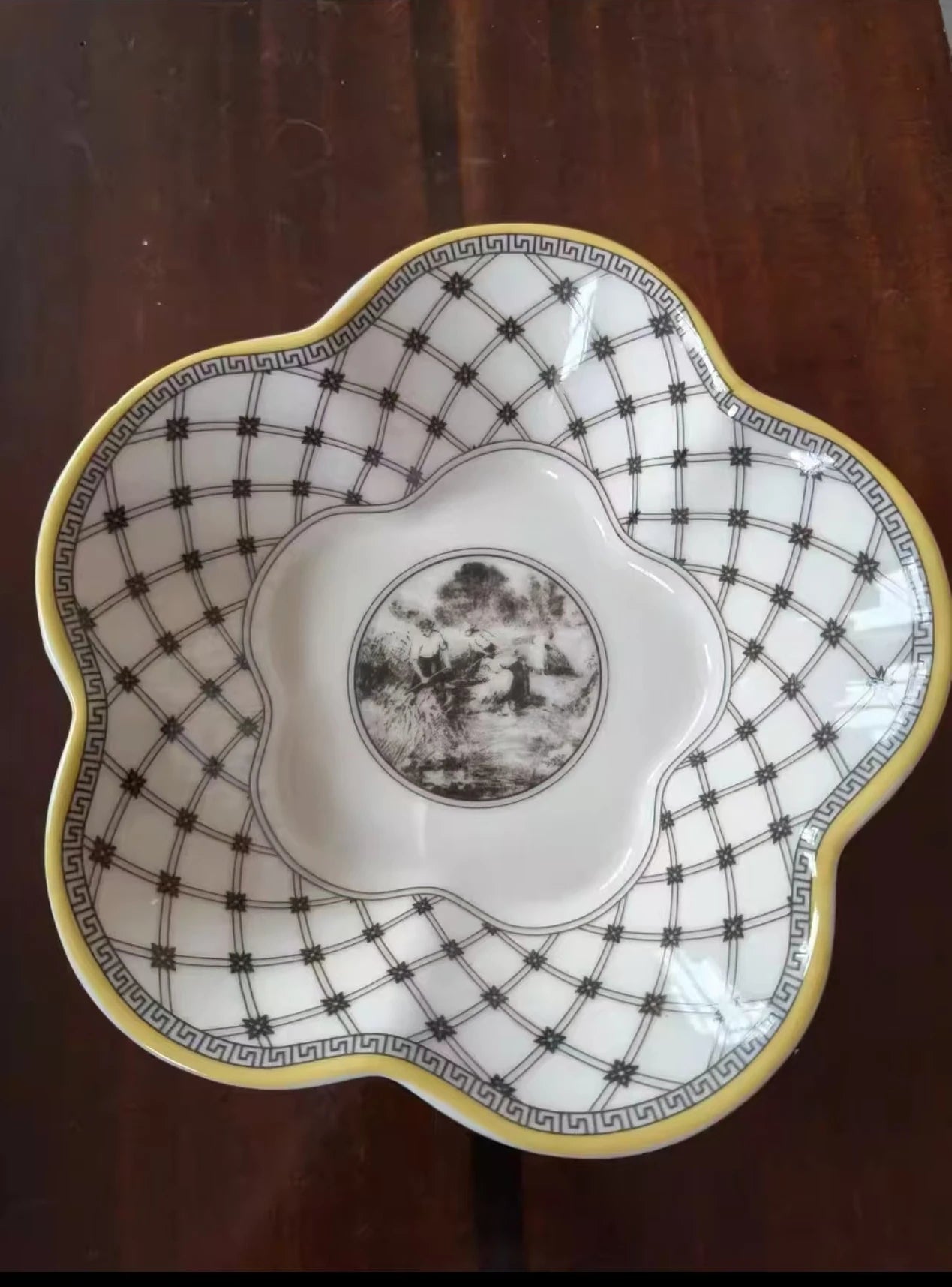 Service de Vaisselle en Porcelaine Complet