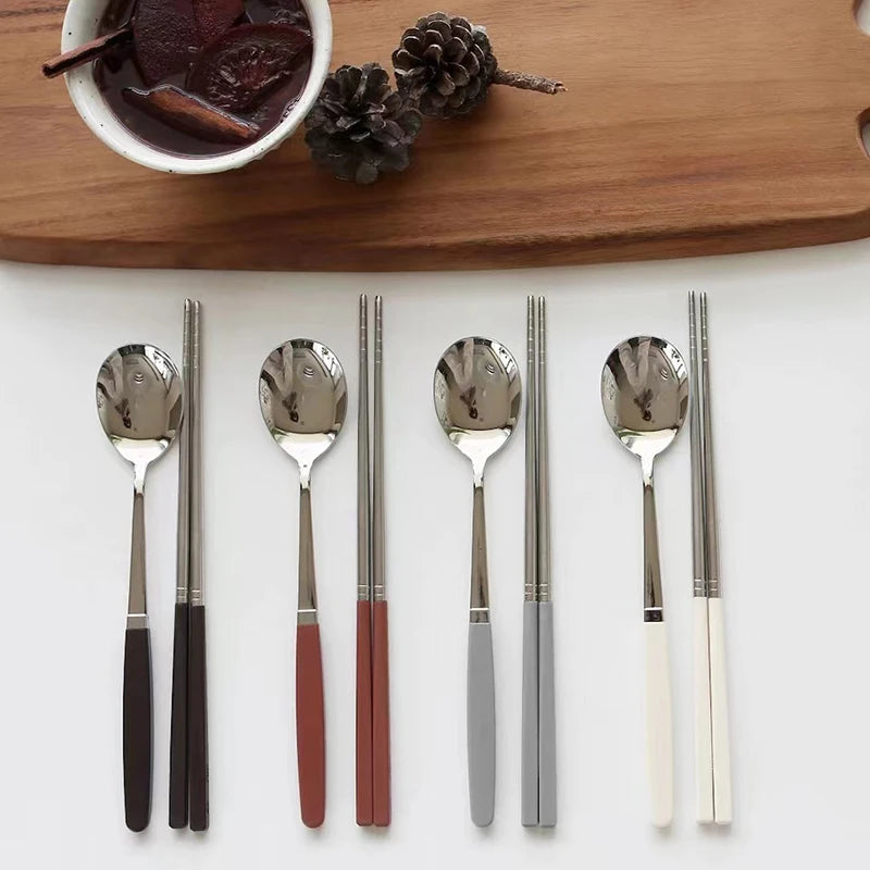 Ensemble Baguettes et Cuillères à Dessert Style Coréen
