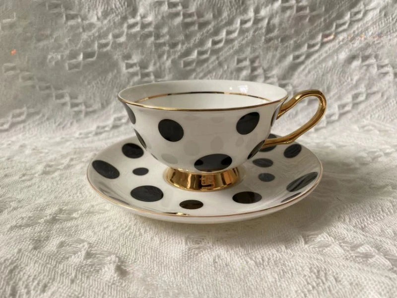 Duo de Tasses à Café Rétro avec Soucoupes 220ml