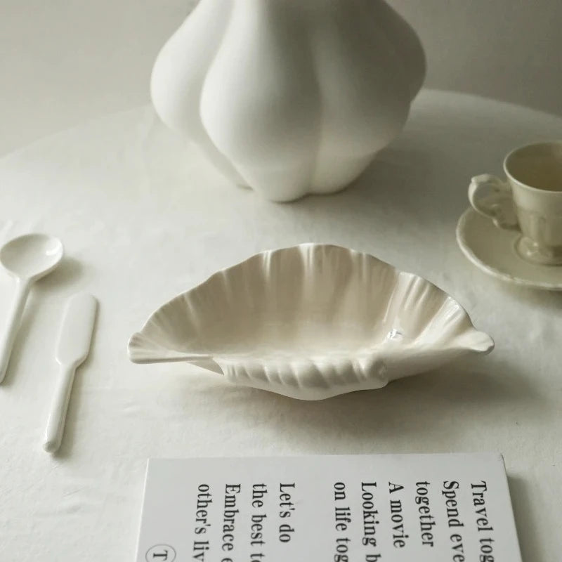 Assiette Céramique Forme Coquillage Crème Rétro