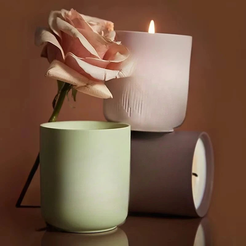 Bougie Parfumée en Pot de Céramique - Cire Végétale et Mèche en Bois