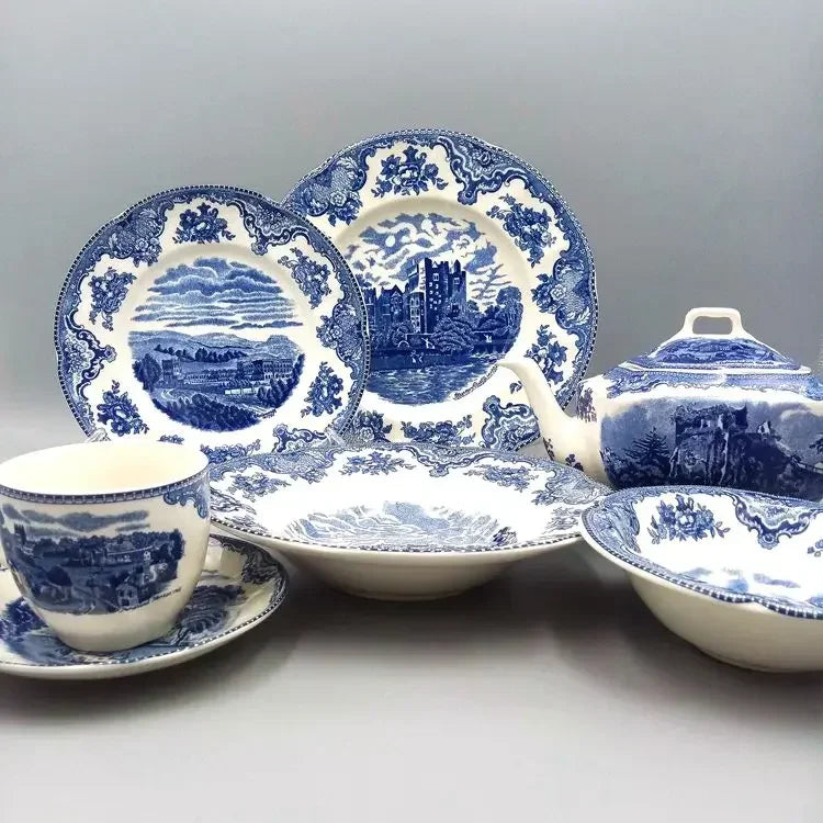 Assiette en Céramique Motif Château Bleu Palace