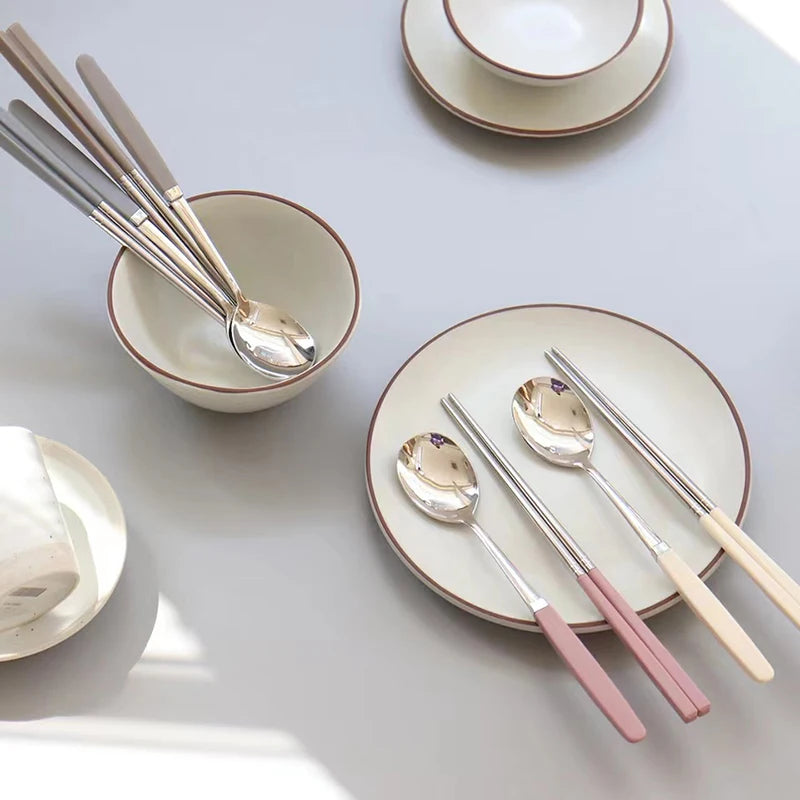 Ensemble Baguettes et Cuillères à Dessert Style Coréen