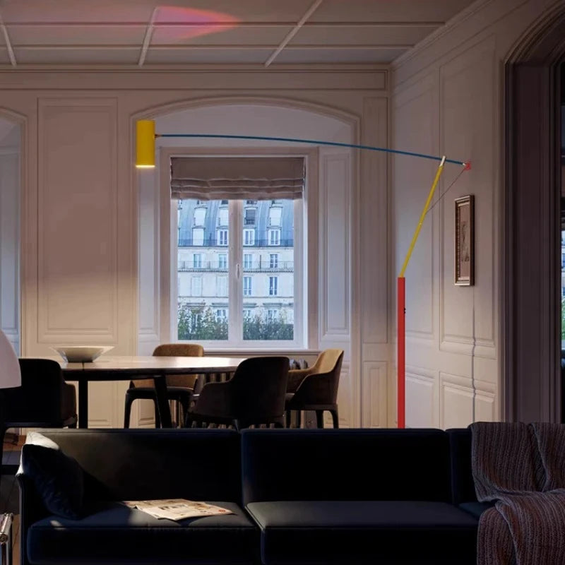 Lampadaire LED Bras Long Style Moderne