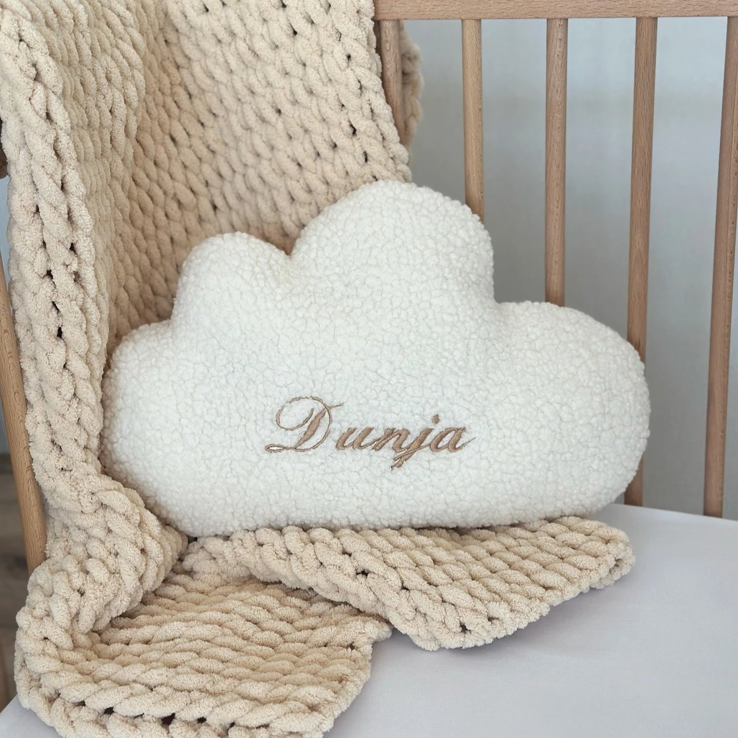 Coussin Bébé Nuage Personnalisable en Laine