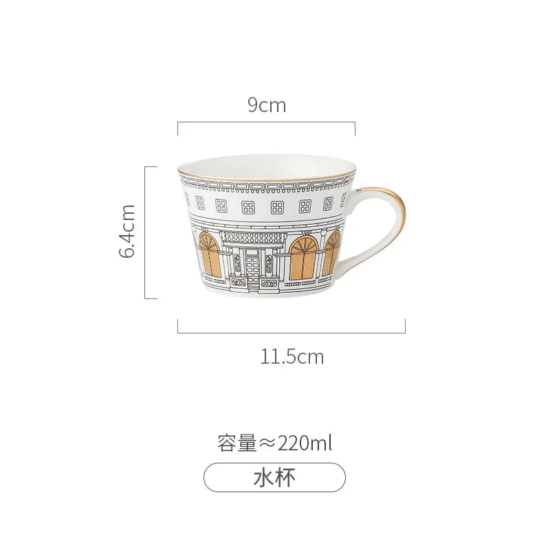 Tasse à Café Française Dorée avec Soucoupe Style Architectural