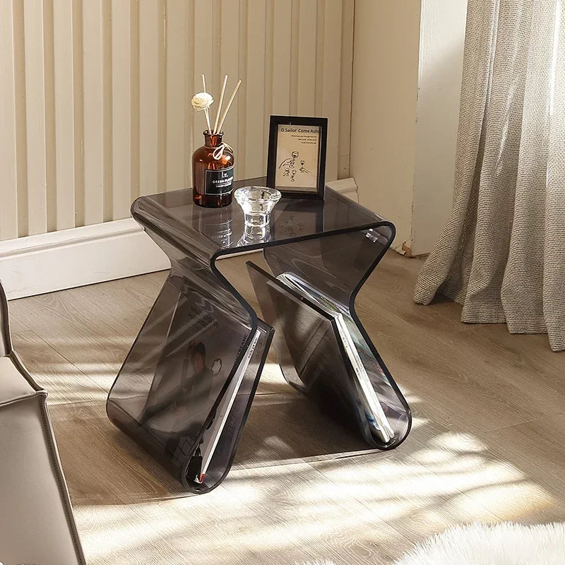 Table Basse en Acrylique Transparent - Design Épuré