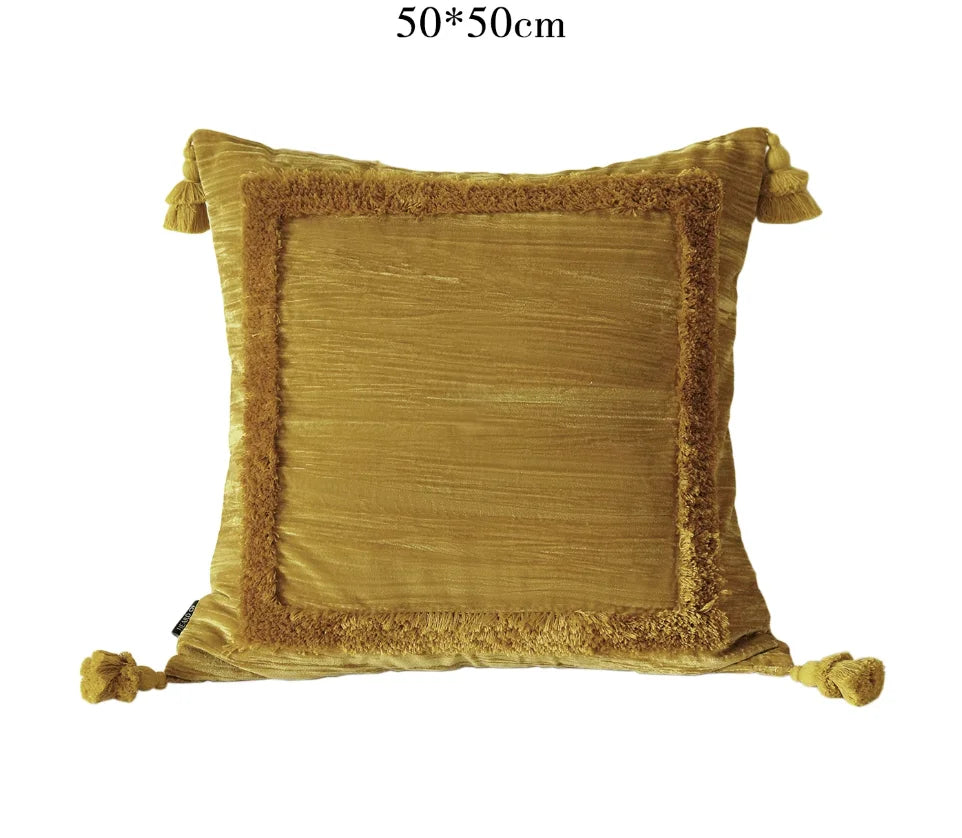 Housse de Coussin Bohème en Velours - Franges et Bordure Capitonnée