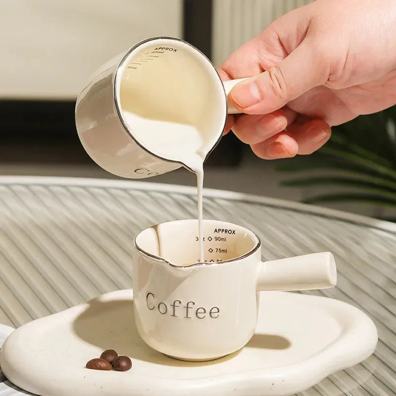 Pichet Doseur Céramique pour Espresso 90ml Bec Verseur
