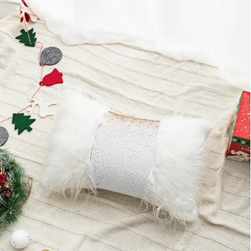 Housse de Coussin Nordique Noël Beige Blanc Brodée Lettres
