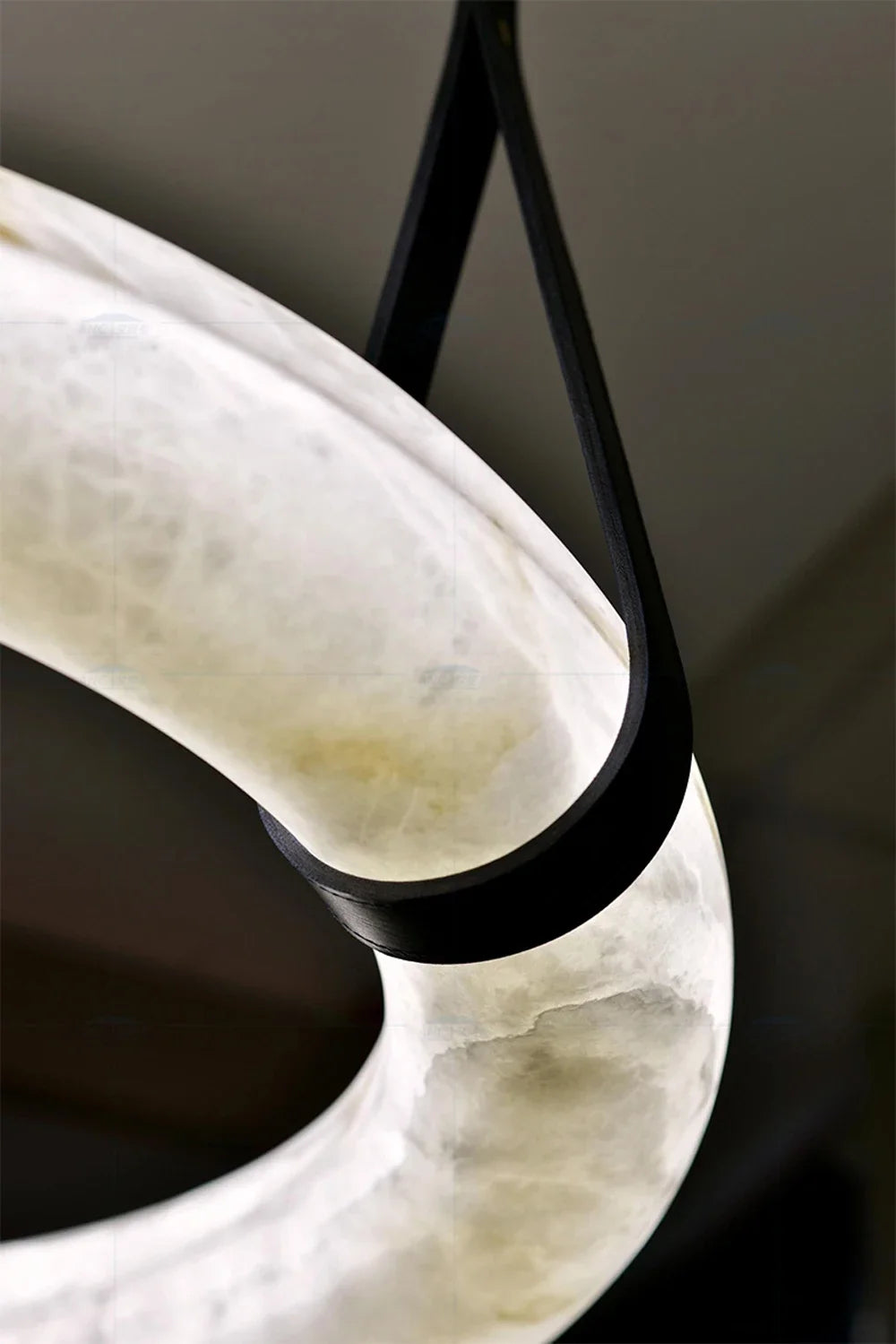 Suspension Ronde Cuir et Cuivre Marbre Espagnol Haut de Gamme