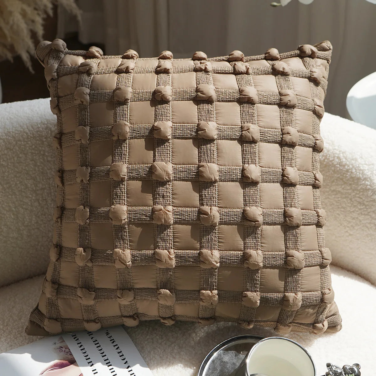 Housse de Coussin Cuir Tissé Brun Maillard Style Boho Vintage