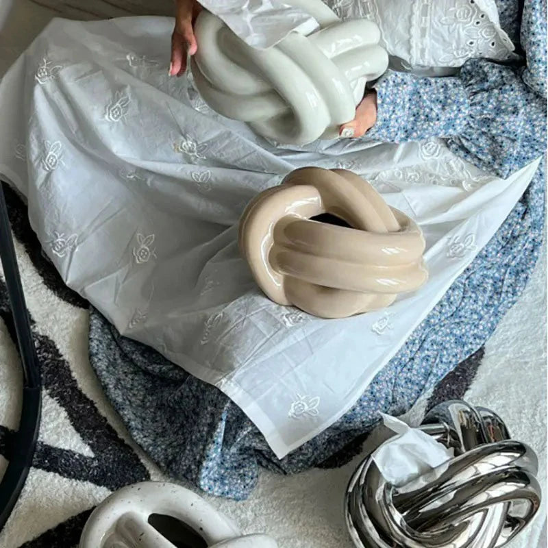 Twisted Knot Tissue Box – Silver Ceramic
