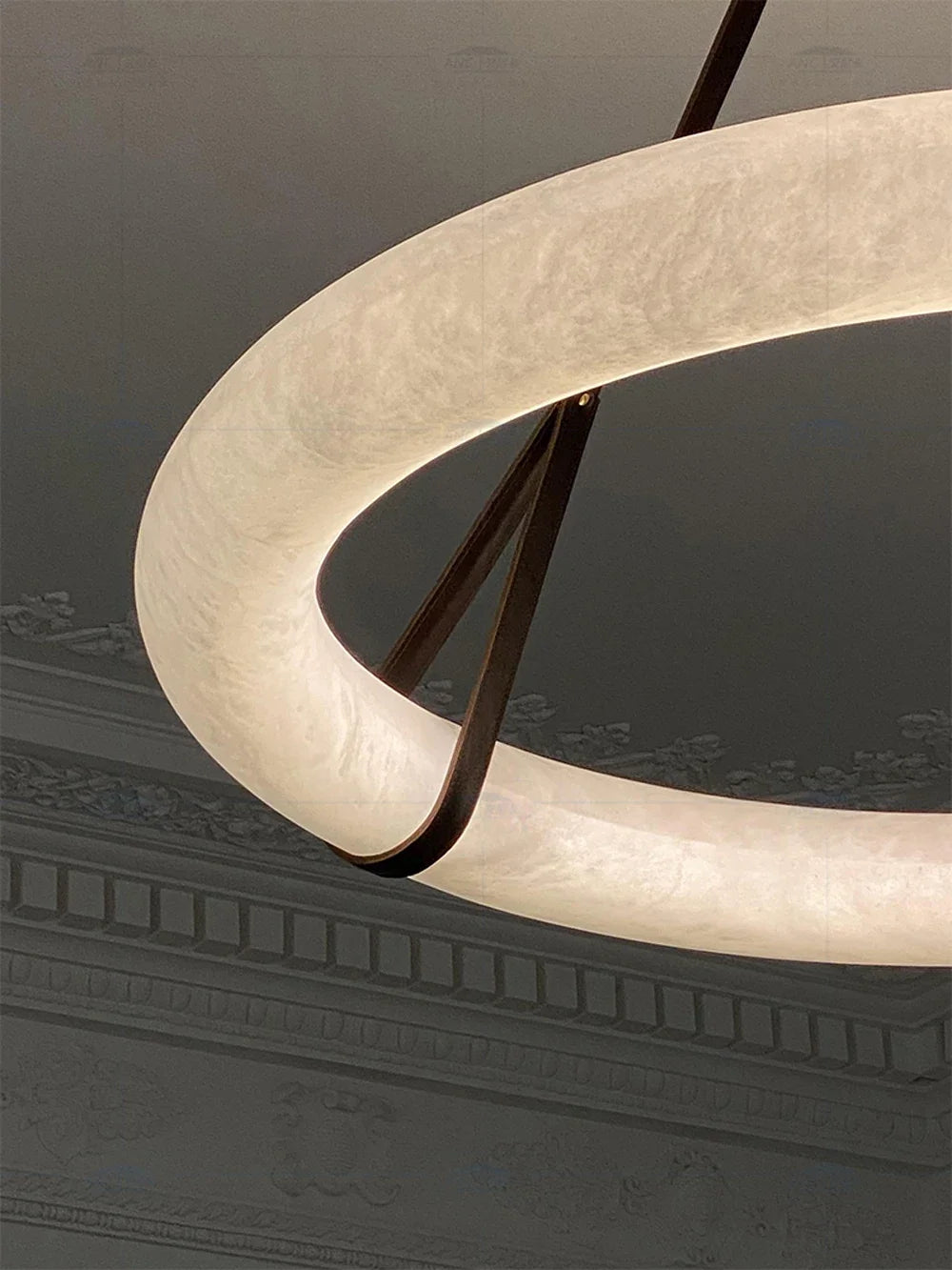 Suspension Ronde Cuir et Cuivre Marbre Espagnol Haut de Gamme