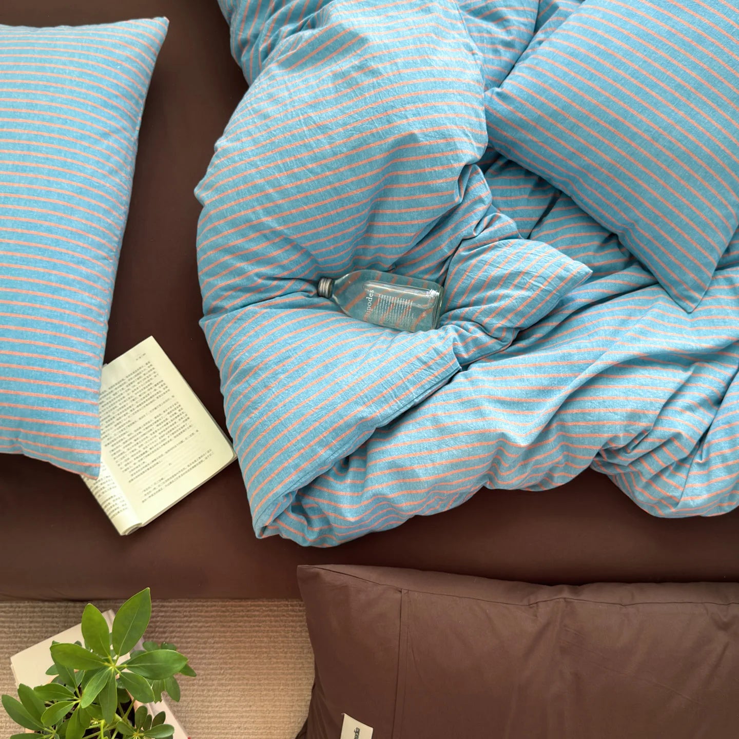 Parure de Lit Rayée Nordique en Coton - Housse de Couette et Taies
