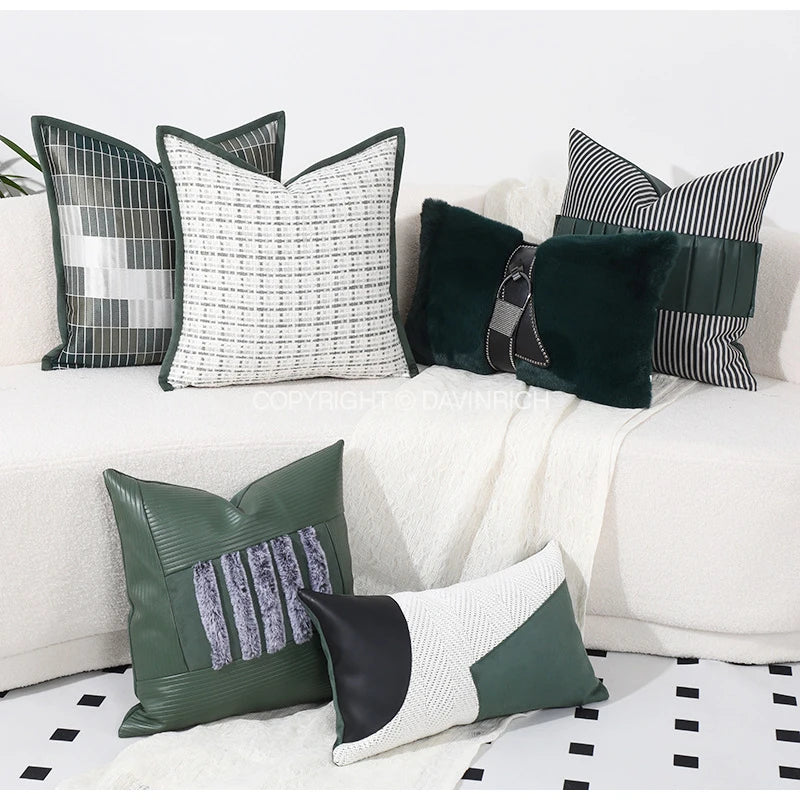 Housse de Coussin Fausse Fourrure Vert Sauge Inspiration Renaissance
