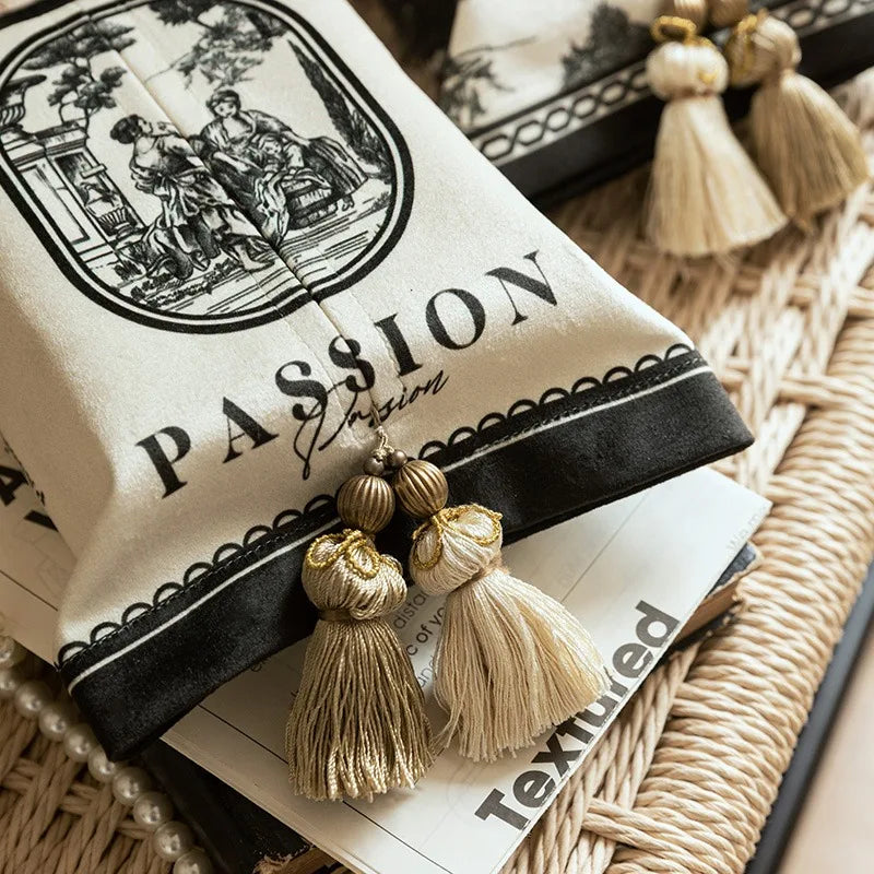 Boîte à Mouchoirs en Velours avec Pompon - Design Chic