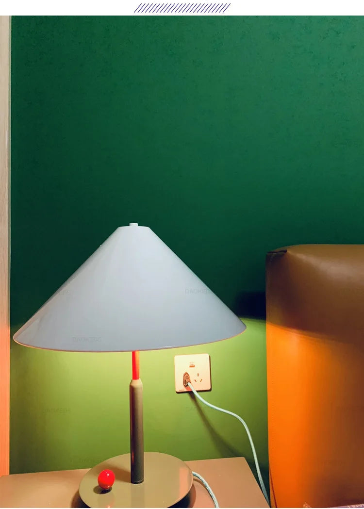 Lampe de Table Bambou Forme Chapeau Style Nordique