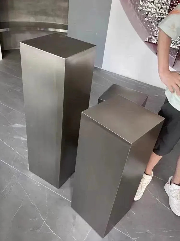 Stainless Steel Display Stand – Modern Entryway Accent Stand