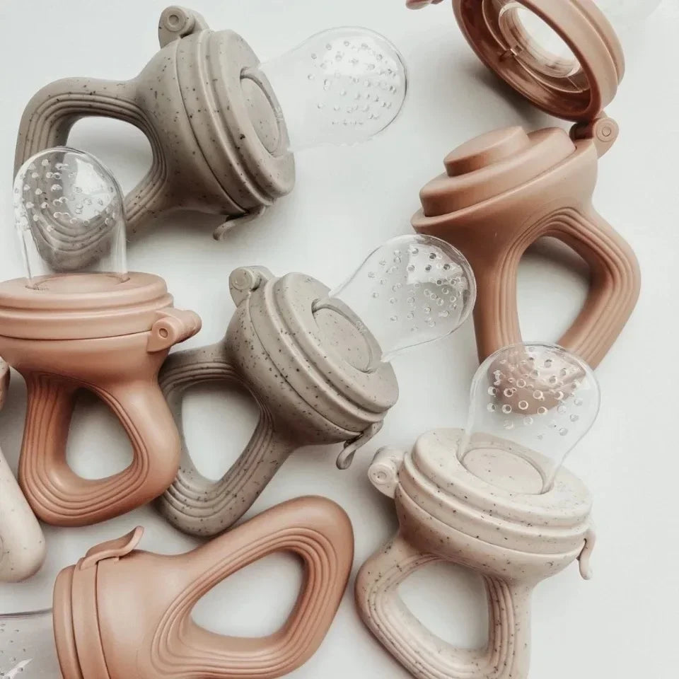 Grignoteuse en Silicone pour Bébé avec Couvercle