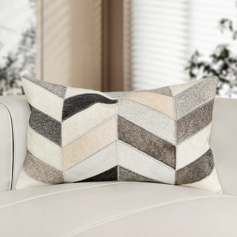 Housse de Coussin Lombaire Gris et Blanc Effet Peau de Vache