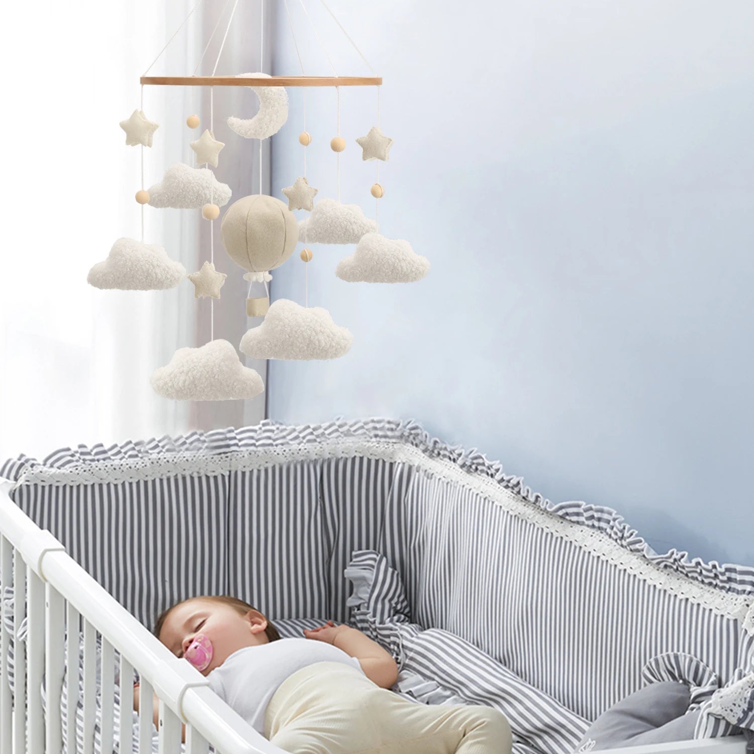 Mobile Montgolfière Lune et Étoiles pour Bébé
