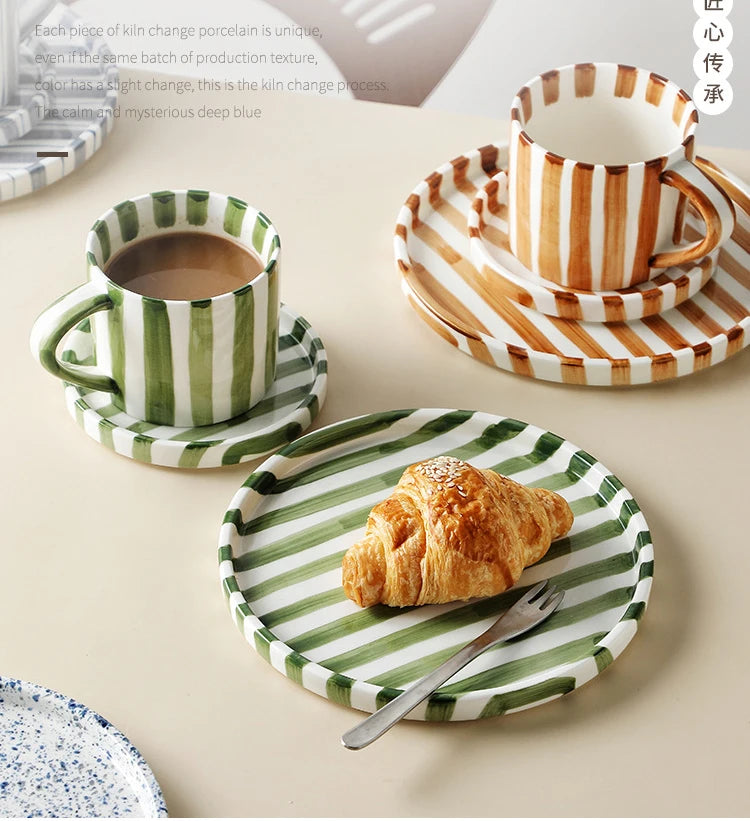 Tasse à Café Céramique Rayée 280ml