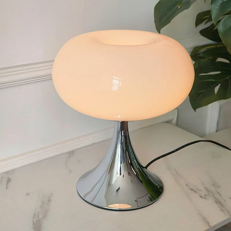 Lampadaire Bauhaus Pomme en Verre - Style Rétro