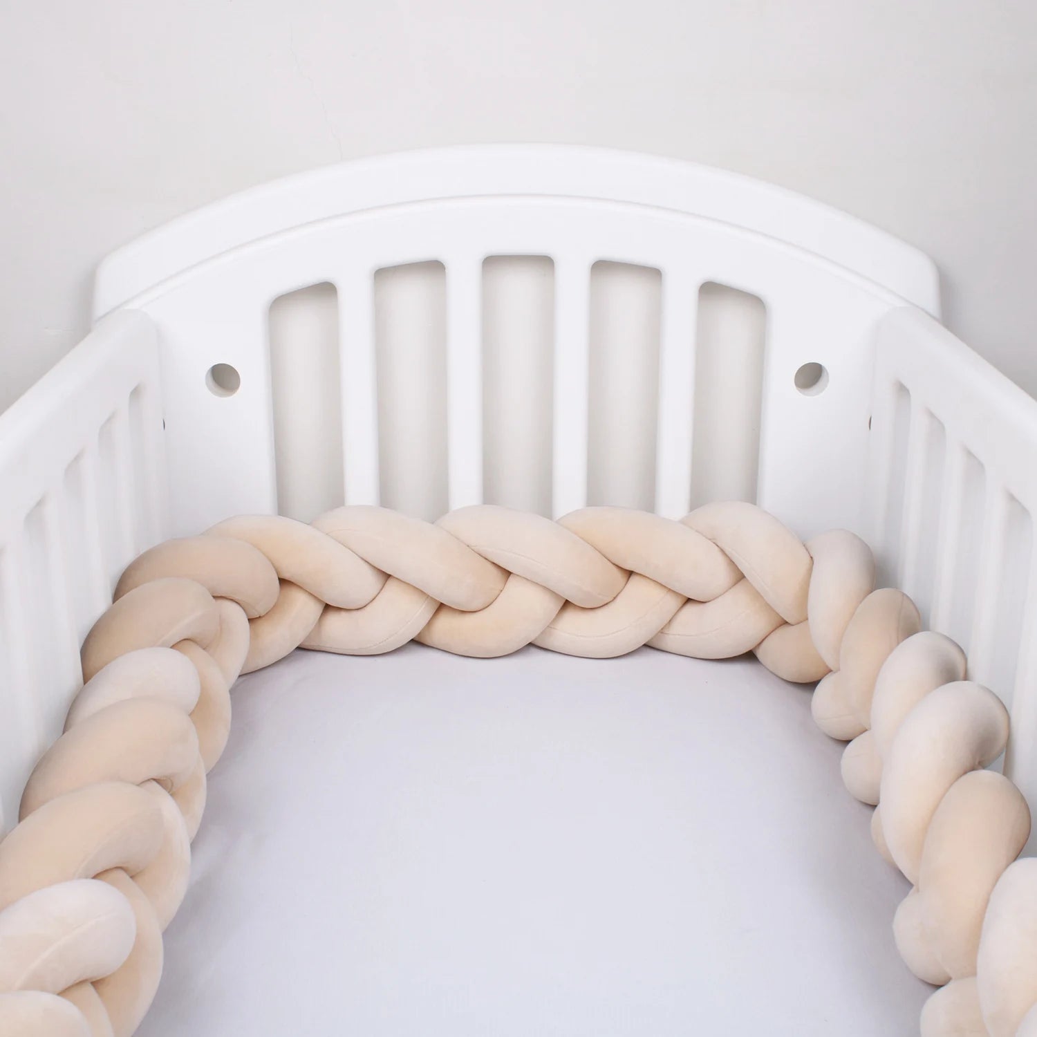 Tour de Lit Bébé Tressé Décoratif