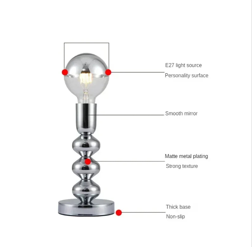 Lampe de Table Bauhaus - Métal Chromé et LED