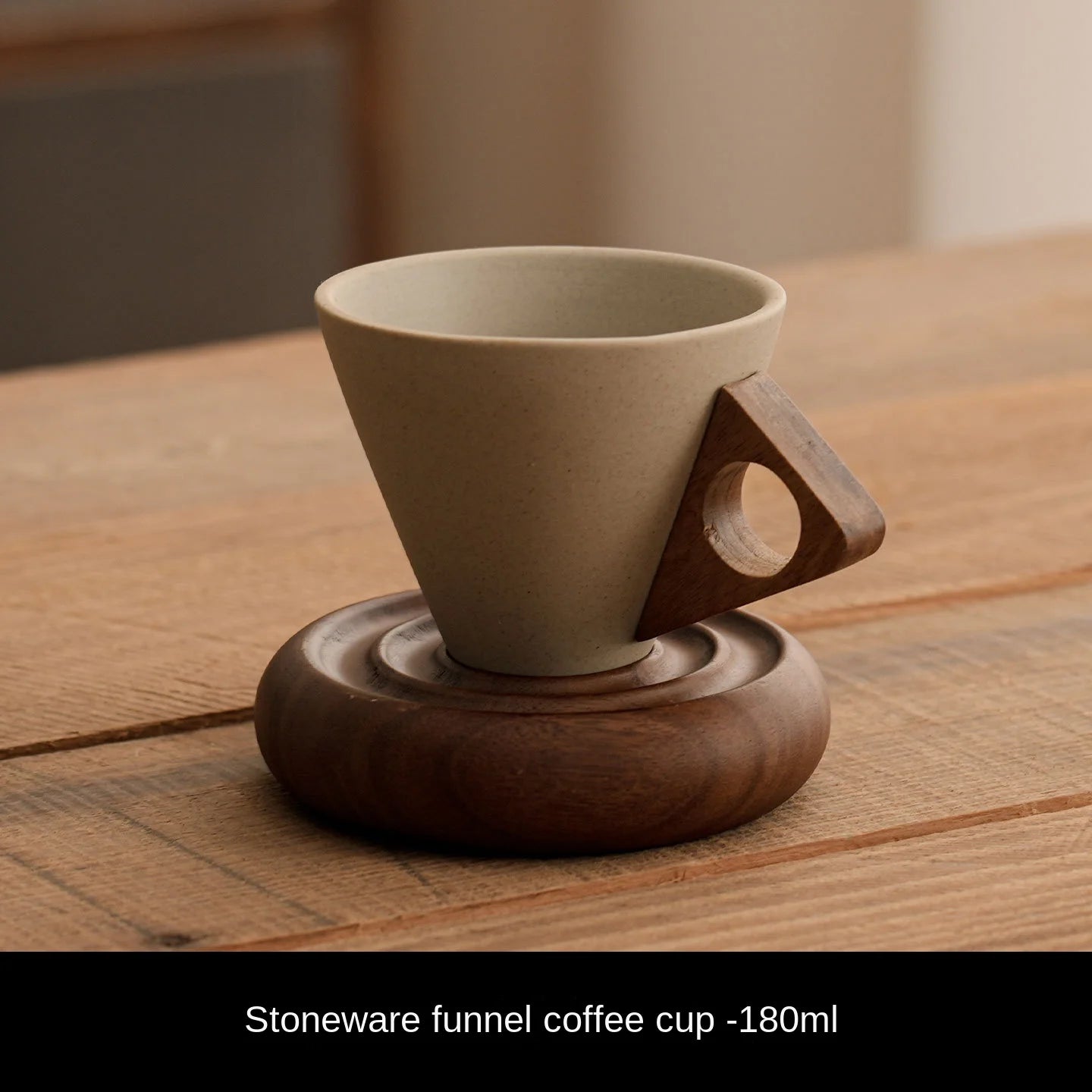 Tasse à Café Conique Style Poterie Vintage