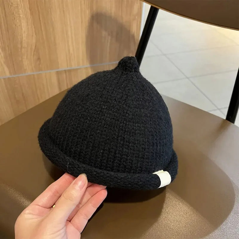 Bonnet Bébé Tricoté à Pompon